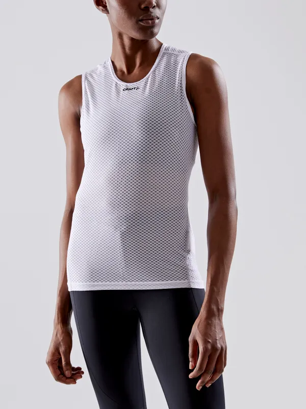 1903404-900000_Cool Mesh Superlight SL W_Closeup1.jpg